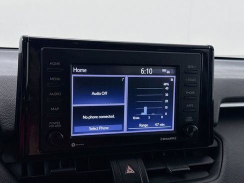 Used 2020 Toyota RAV4 XLE w/ Convenience Package FWD image 14