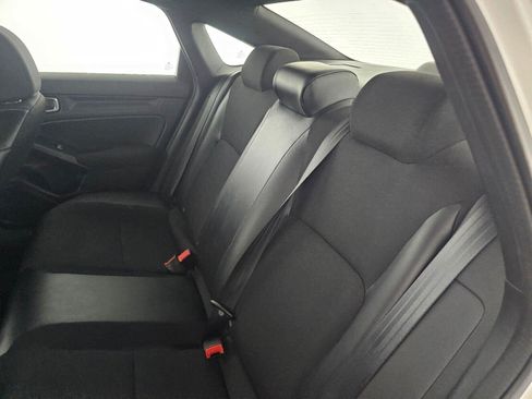 Used 2023 Honda Civic Sport image 17