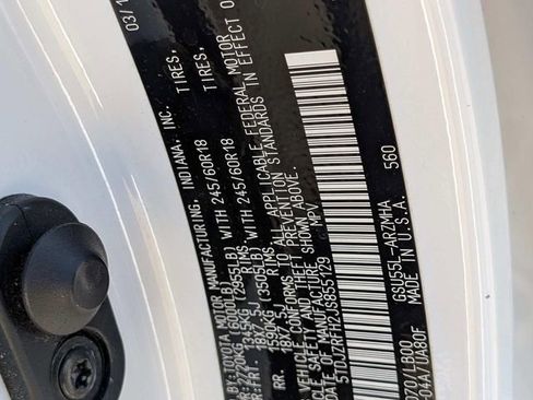 Used 2018 Toyota Highlander XLE image 27