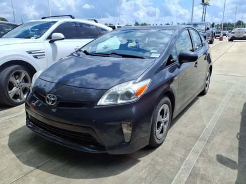 Used 2013 Toyota Prius Four FWD image 4