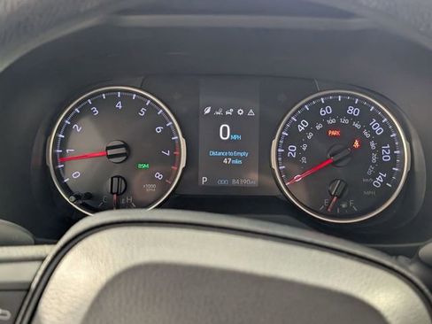 Used 2019 Toyota RAV4 LE image 16