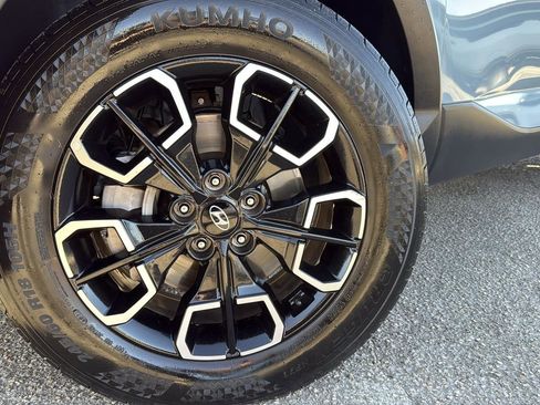 Used 2023 Hyundai Santa Cruz SEL w/ Activity Package image 9