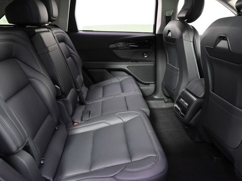New 2026 Lincoln Nautilus Premier w/ Equipment Group 102A AWD/4WD image 18