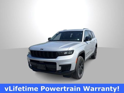 New 2025 Jeep Grand Cherokee L Laredo AWD/4WD image 1
