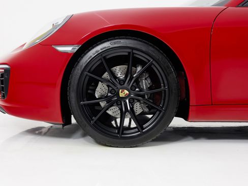 Used 2019 Porsche 911 Carrera image 9