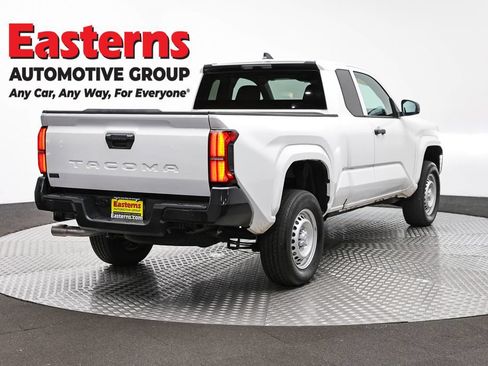 Used 2025 Toyota Tacoma SR RWD image 5