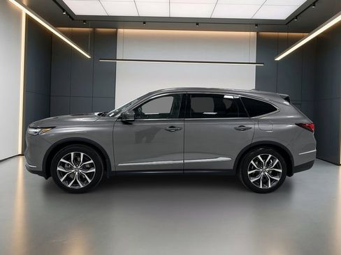 Used 2023 Acura MDX FWD w/ Technology Package image 2