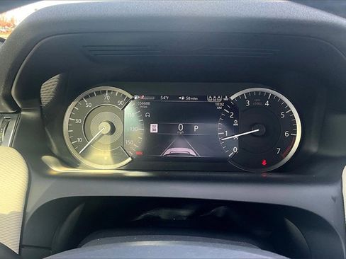 Used 2023 Land Rover Discovery Sport SE R-Dynamic image 22