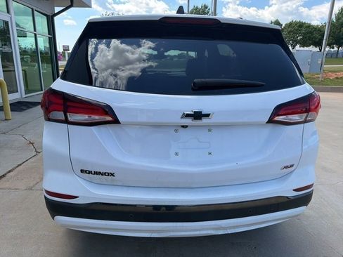 Used 2023 Chevrolet Equinox RS FWD image 5