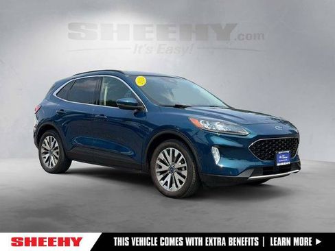 Certified 2020 Ford Escape Titanium w/ Titanium Premium Package 2.0 AWD/4WD image 1