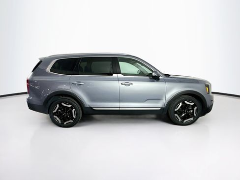 Used 2025 Kia Telluride S AWD/4WD image 10