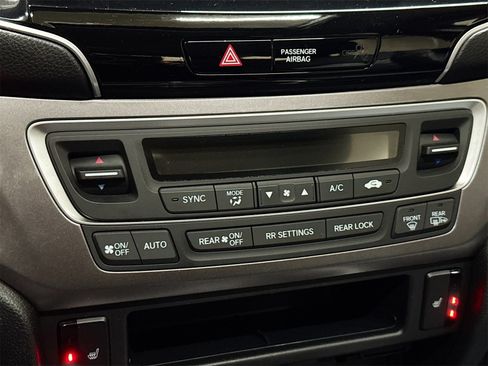 Used 2019 Honda Pilot EX-L image 16