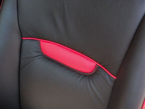 Used 2010 Rolls-Royce Phantom Drophead Coupe image 39