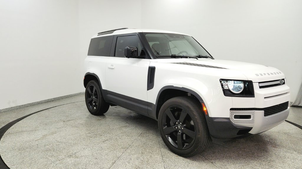 Used 2023 Land Rover Defender 90 S AWD/4WD image 7
