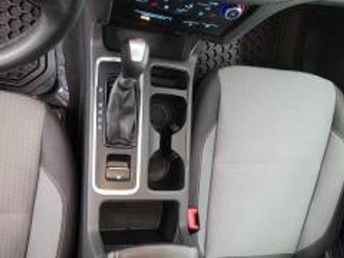 Used 2017 Ford Escape SE w/ SE Cold Weather Package AWD/4WD image 34
