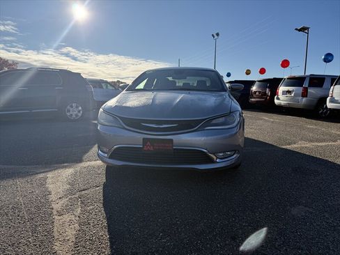 Used 2016 Chrysler 200 S w/ Navigation & Sound Group I FWD image 7