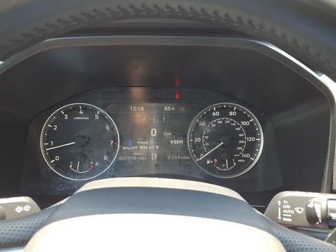 Used 2024 Mitsubishi Outlander AWD image 25