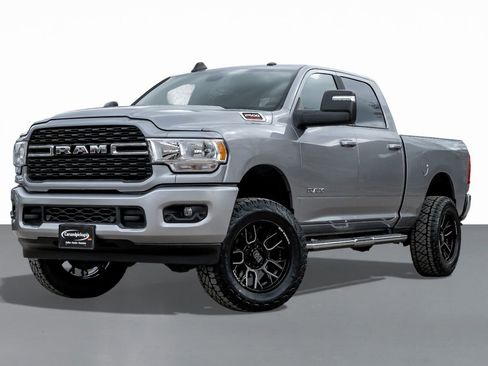 Used 2024 RAM 2500 Big Horn w/ Sport Appearance Package image 5