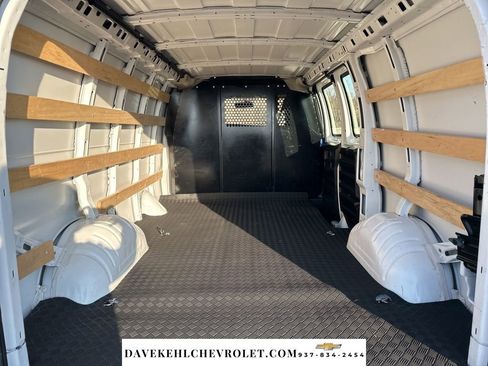Used 2024 GMC Savana 2500 w/ Driver Convenience Package image 19