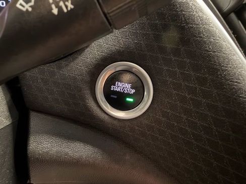 Used 2023 Chevrolet Malibu LT image 36