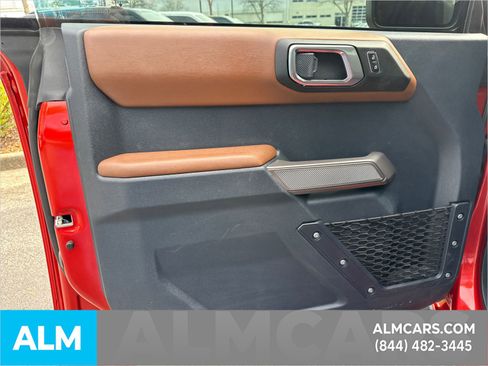 Used 2023 Ford Bronco Outer Banks image 11