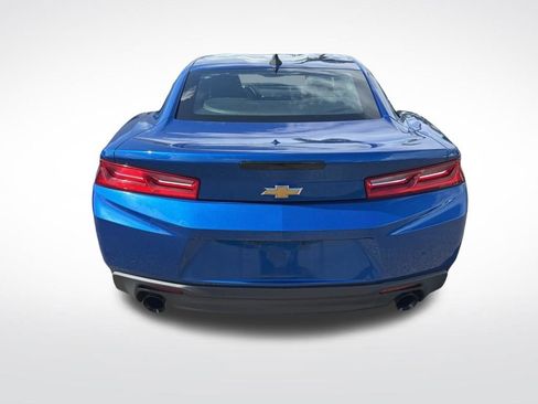 Used 2017 Chevrolet Camaro LT RWD image 5