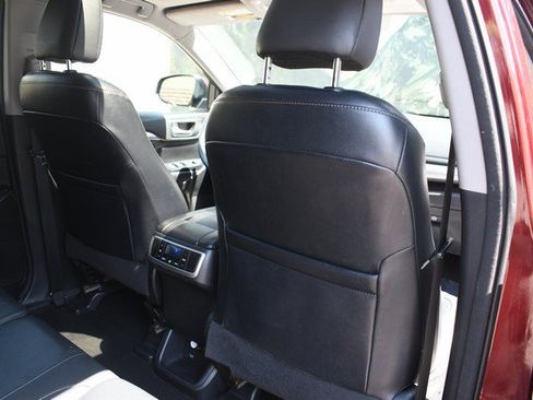 Used 2016 Toyota Highlander XLE AWD/4WD image 28