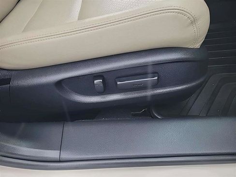 Used 2015 Honda Accord EX-L image 30