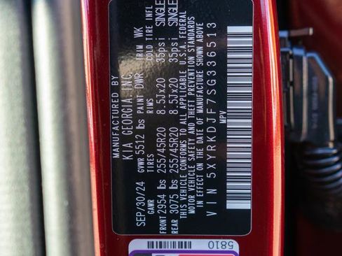 Certified 2025 Kia Sorento SX image 40