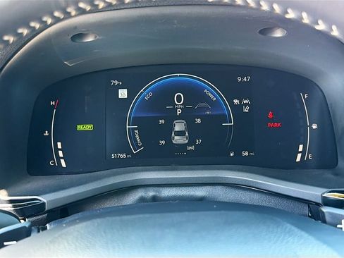 Used 2025 Toyota Camry SE FWD image 12