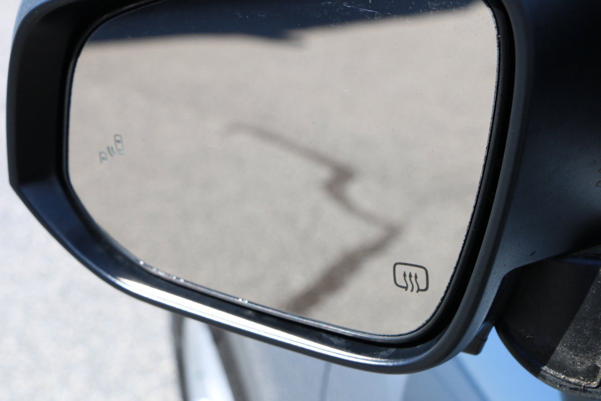 Used 2022 Toyota Highlander LE FWD image 15