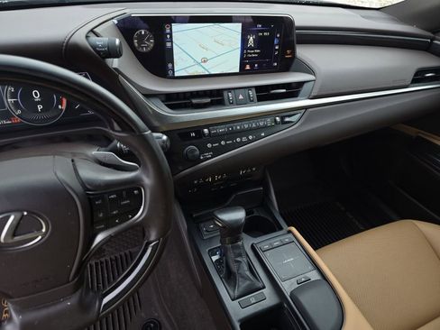 Used 2019 Lexus ES 350 image 23