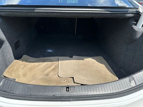 Used 2016 Cadillac XTS Luxury image 12