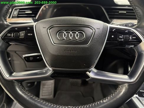 Used 2019 Audi e-tron Premium Plus AWD/4WD image 22