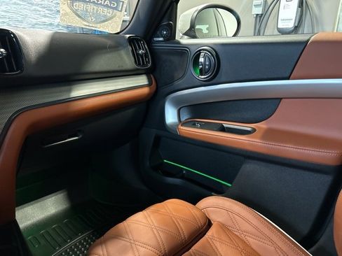 Used 2023 MINI Cooper Countryman SE w/ Storage Package image 23