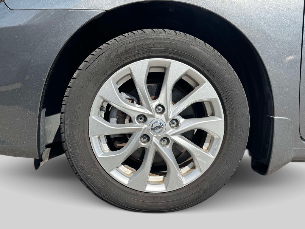 Used 2017 Nissan Sentra SV w/ Style Package FWD image 9