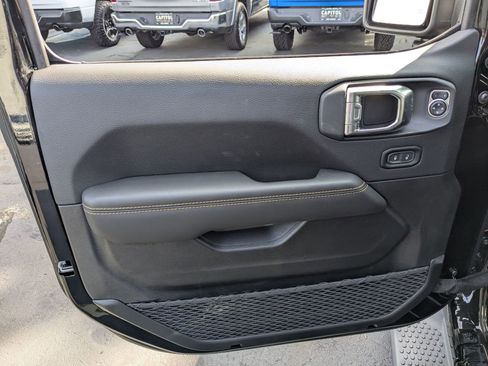 New 2025 Jeep Wrangler Sahara image 10