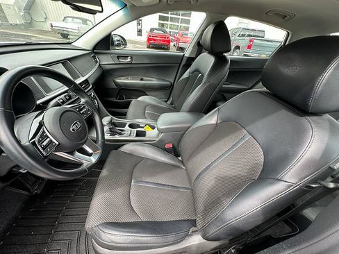 Used 2019 Kia Optima S FWD image 3