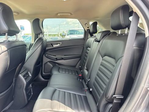 Used 2022 Ford Edge SEL AWD/4WD image 11