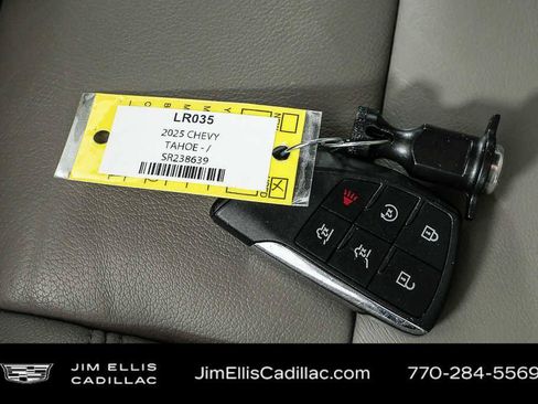 Used 2025 Chevrolet Tahoe LT AWD/4WD image 39