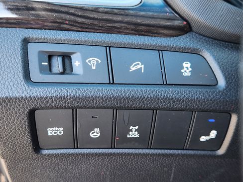 Used 2015 Hyundai Santa Fe Sport 2.0T w/ Option Group 05 image 25