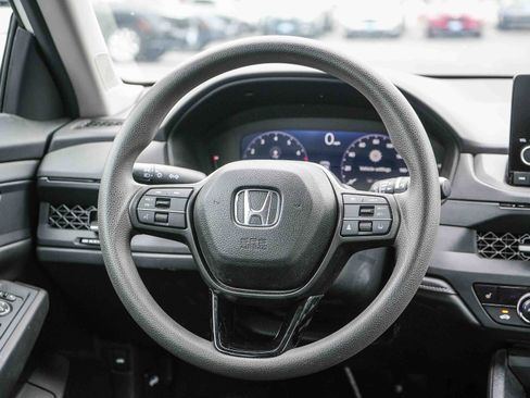 Used 2025 Honda Accord SE image 16