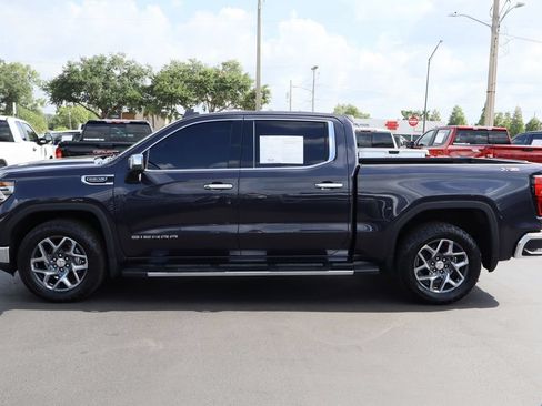 Used 2022 GMC Sierra 1500 SLT w/ SLT Premium Plus Package AWD/4WD image 6