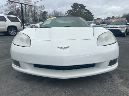 Used 2010 Chevrolet Corvette Base w/ Preferred Equipment Group image 2