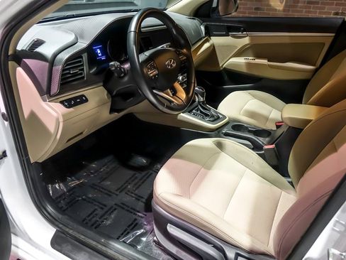 Used 2020 Hyundai Elantra Value Edition w/ Cargo Package (C1) image 15