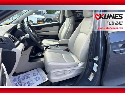 Used 2025 Honda Odyssey EX-L image 12