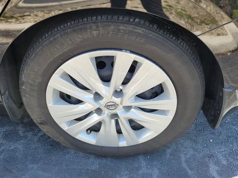 Used 2024 Nissan Sentra S FWD image 7