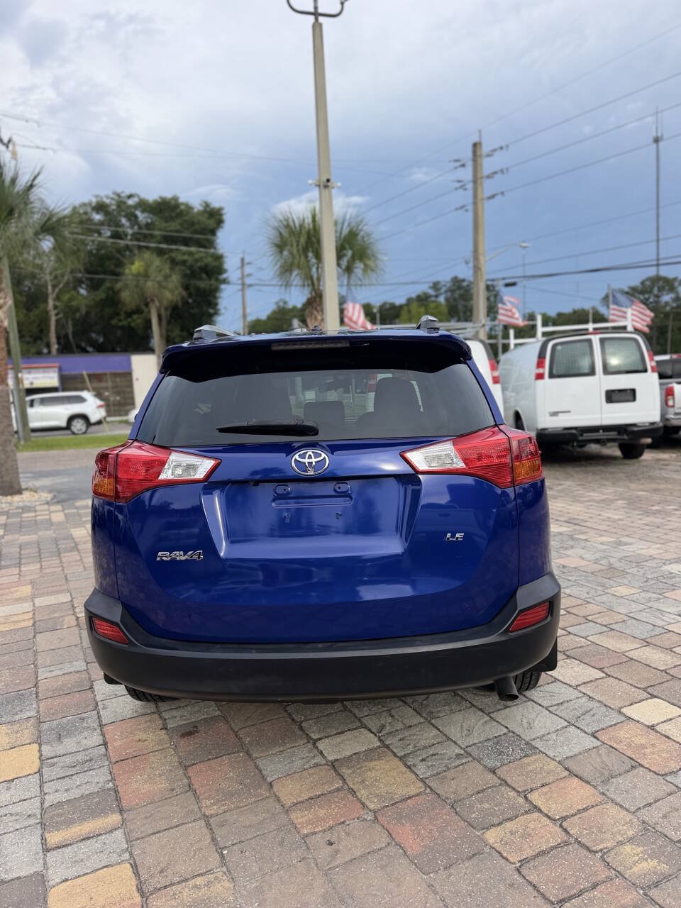 Used 2015 Toyota RAV4 LE FWD image 7