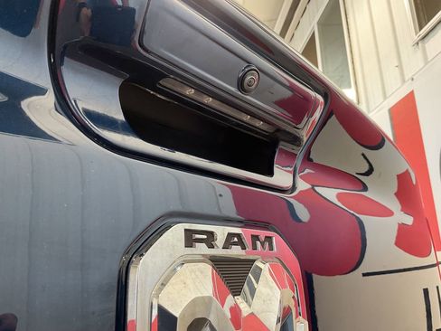 Used 2022 RAM 1500 Big Horn AWD/4WD image 8