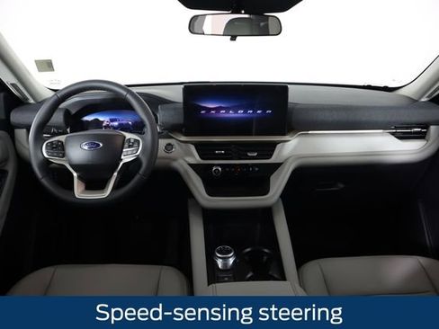 New 2026 Ford Explorer Active w/ Active Comfort Package image 24